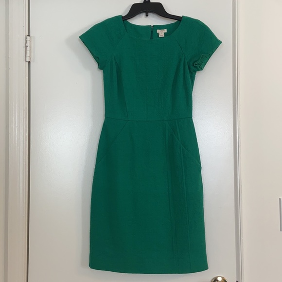 Green dress - Picture 2 of 5